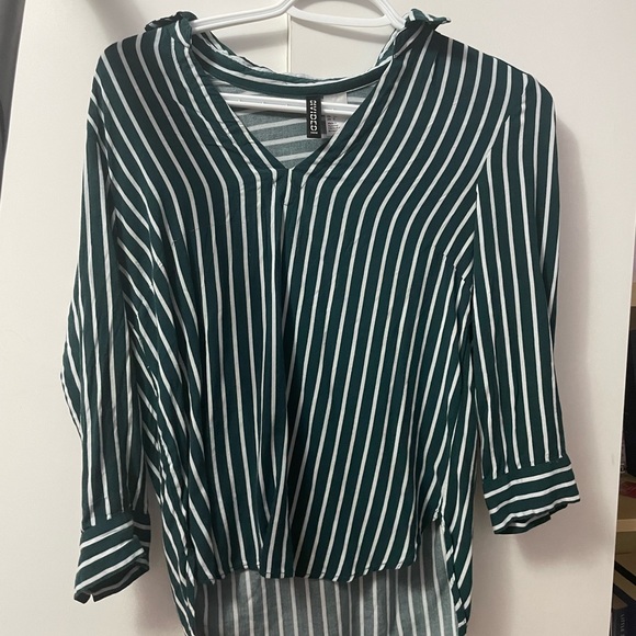 H&M 3/4 Stripe Top - Picture 2 of 5